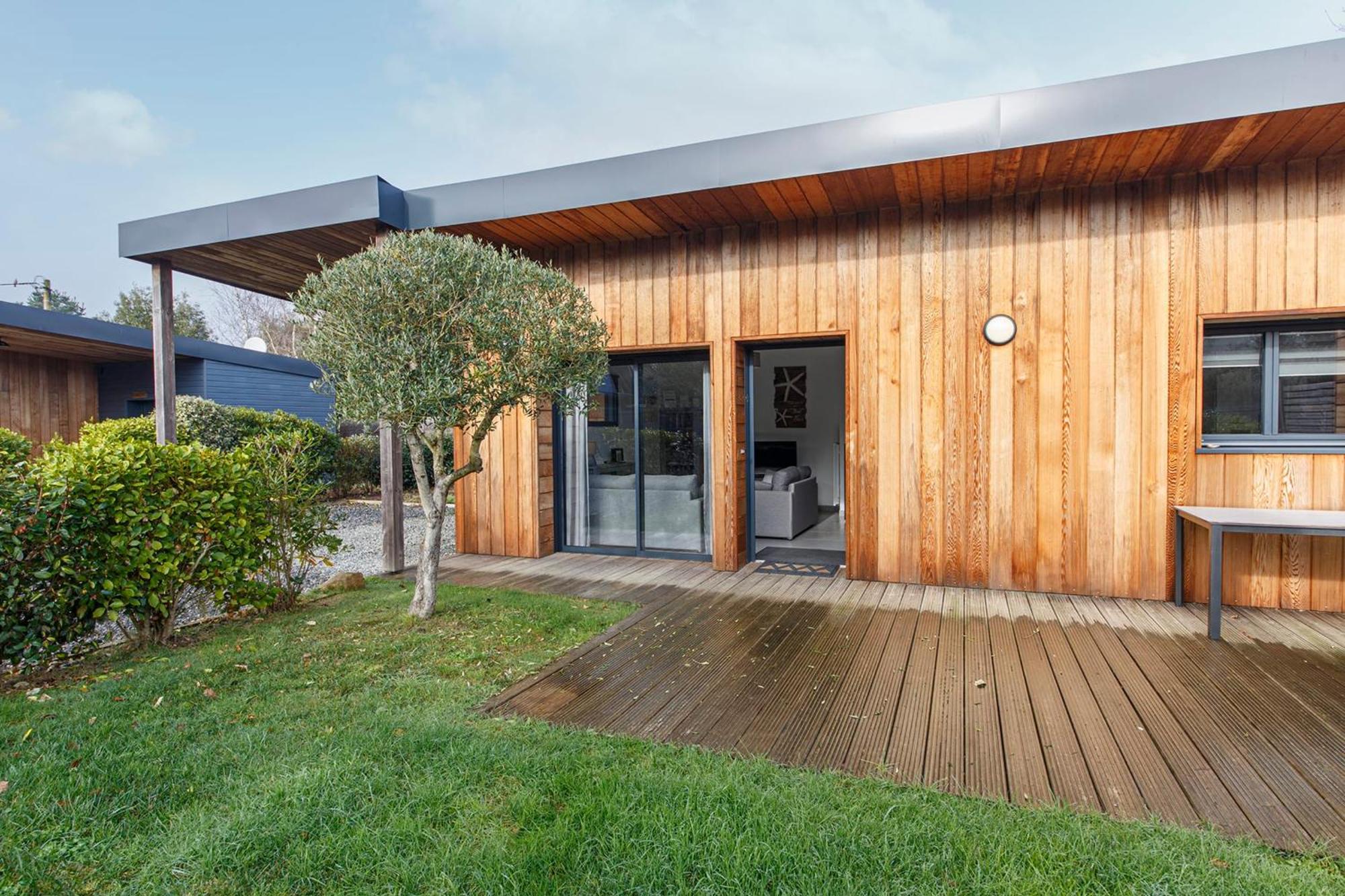 Holavre- Maison Pour 5P Avec Piscine Villa Le Tour-du-Parc Luaran gambar